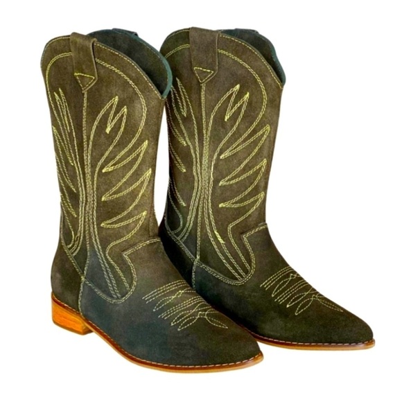 SILVIA COBOS Rodeo Olive Green Suede Cowboy Boots Size 7 - Picture 1 of 9
